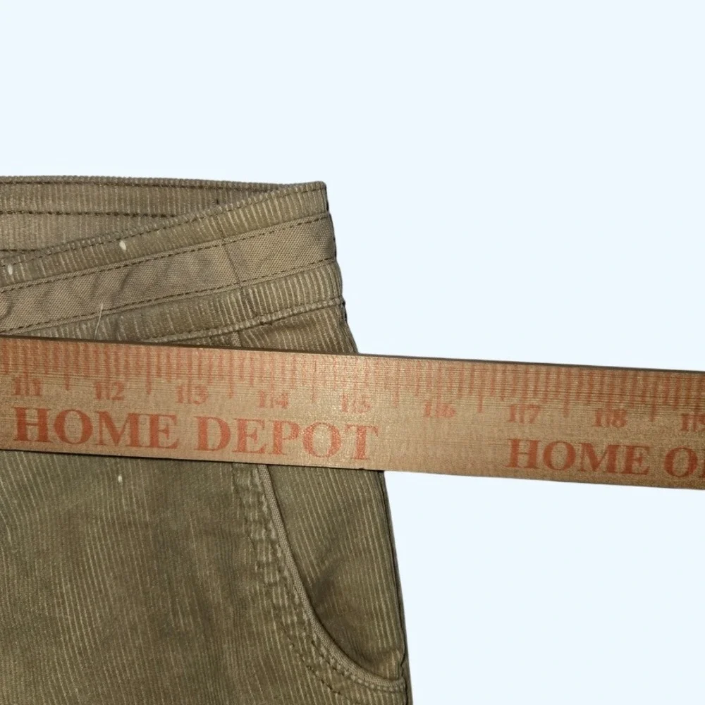 Vintage Levis 625 Tan Corduroy Bell Bottom Flare Pants White Tab 625-1521 30x31